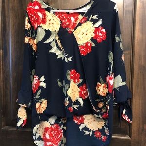 West Kei Blue floral blouse. Size Med.